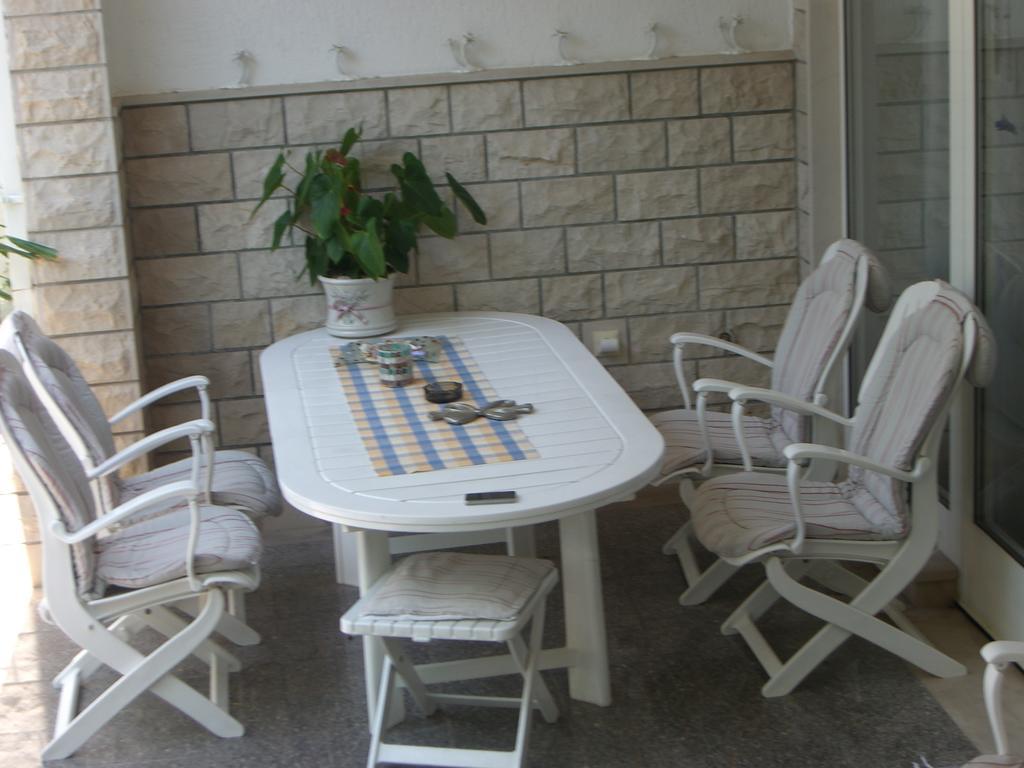 Apartments Villa Jarak Makarska Eksteriør bilde