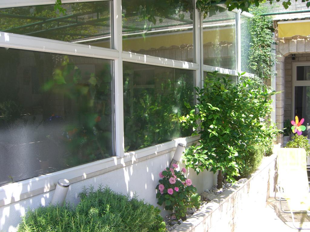 Apartments Villa Jarak Makarska Eksteriør bilde