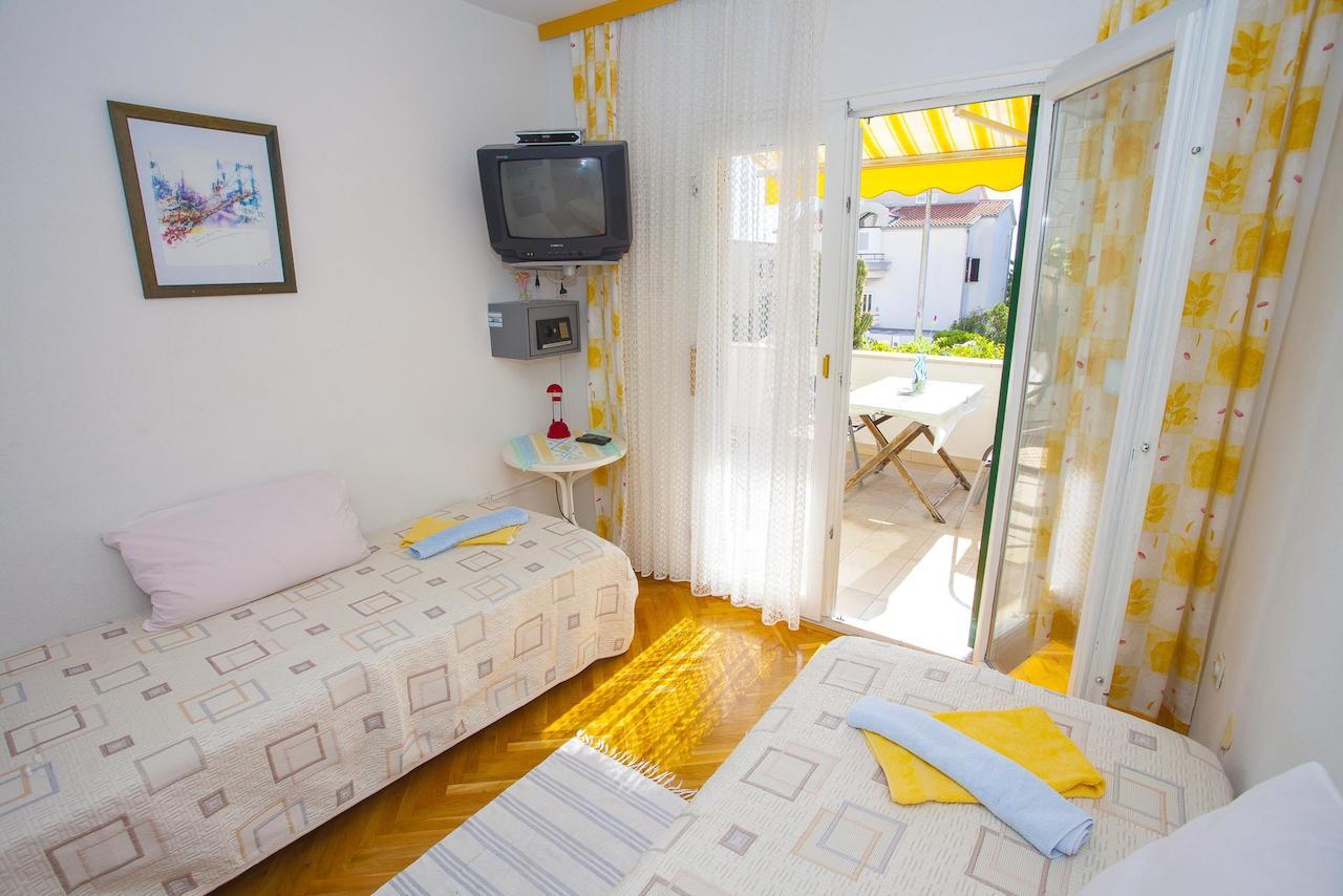 Apartments Villa Jarak Makarska Rom bilde